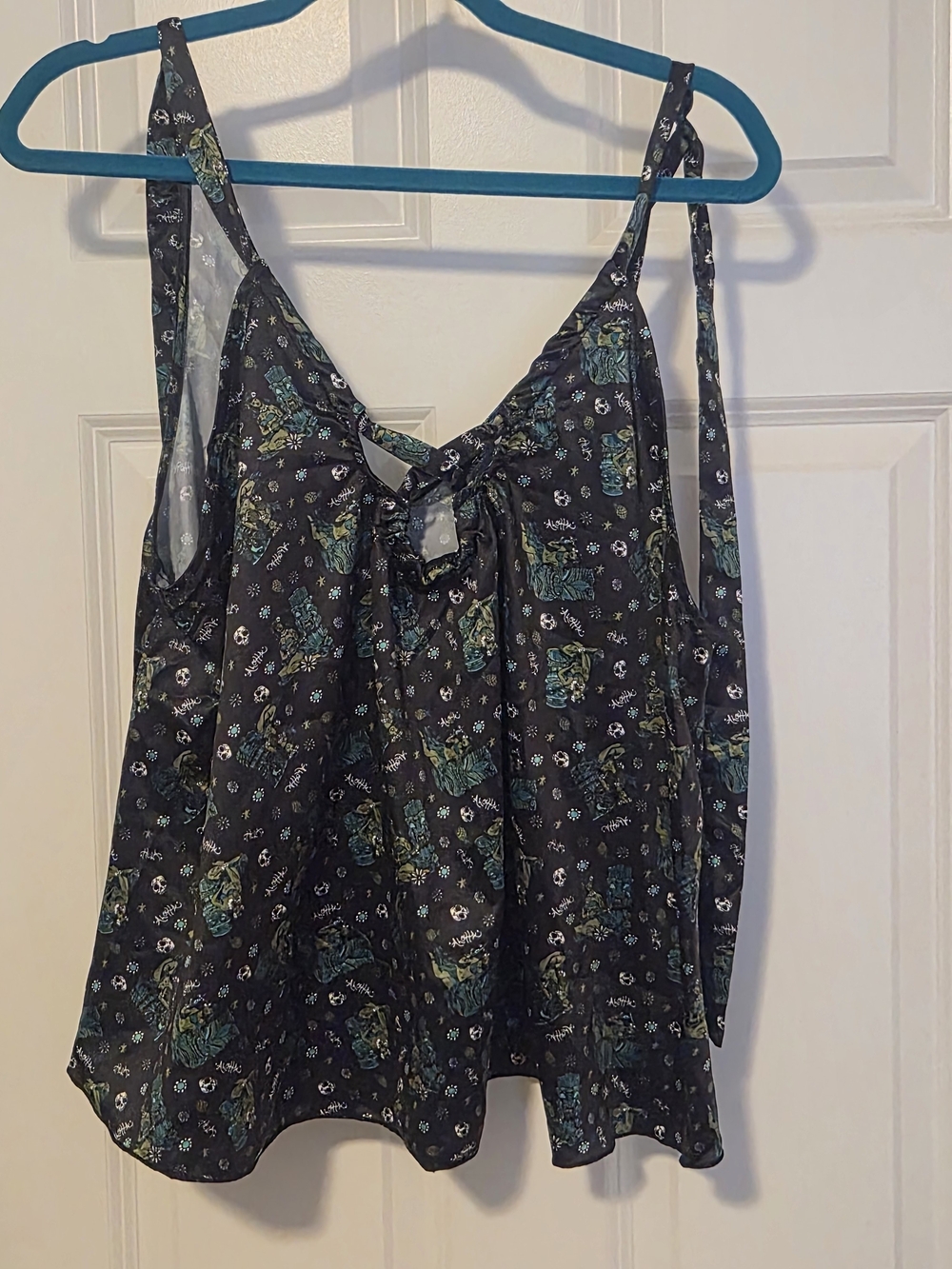 Vixxon By DIXXON Tiki Flowy Tank Top